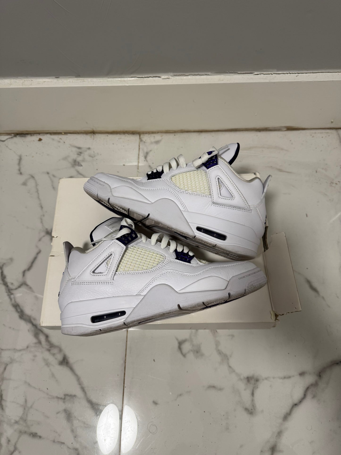 Size 9.5 | Jordan 4 Metallic Purple With Box | Pre-Owned