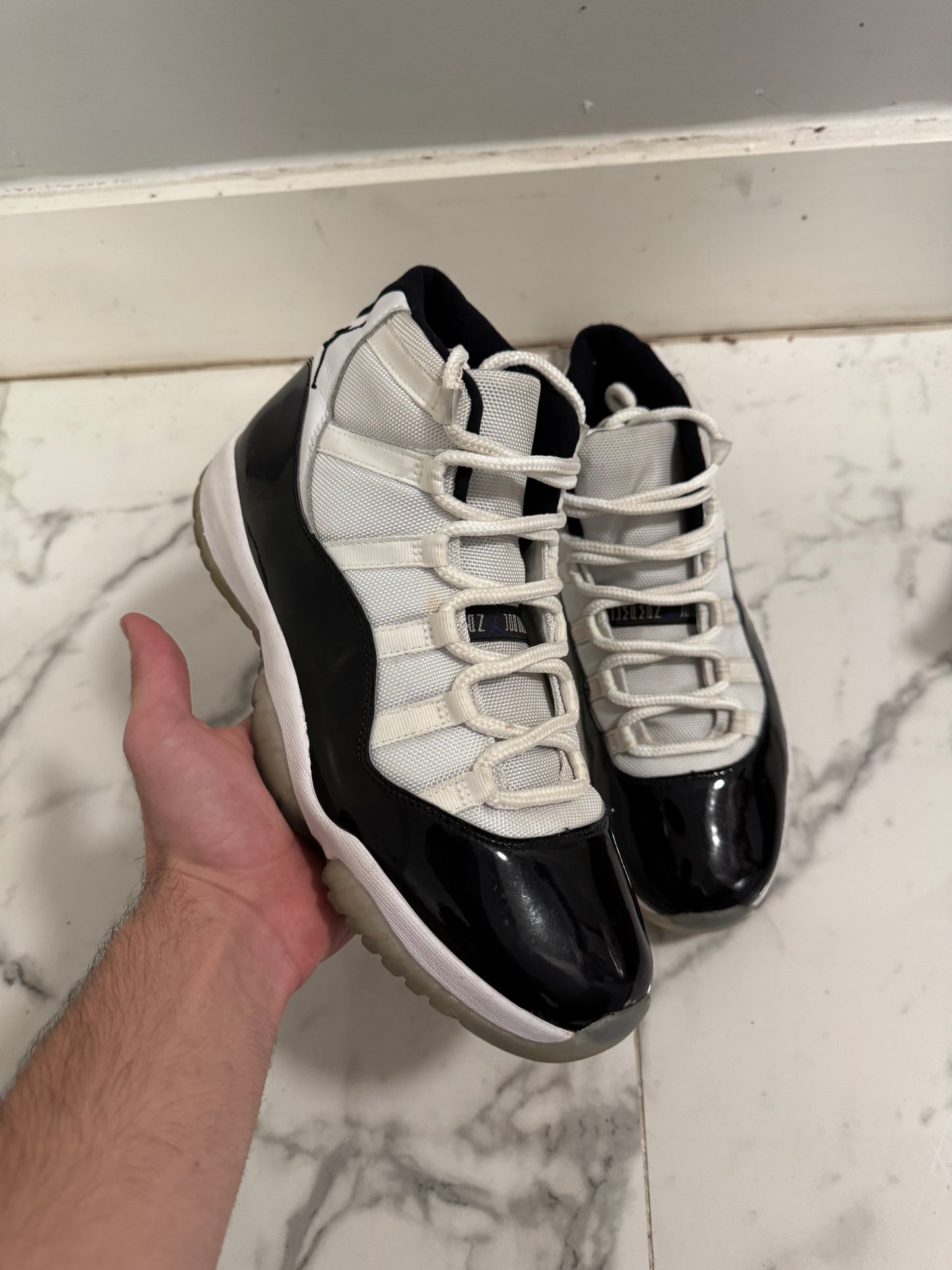 Size 11 | Jordan 11 Concord No Box | Pre-Owned