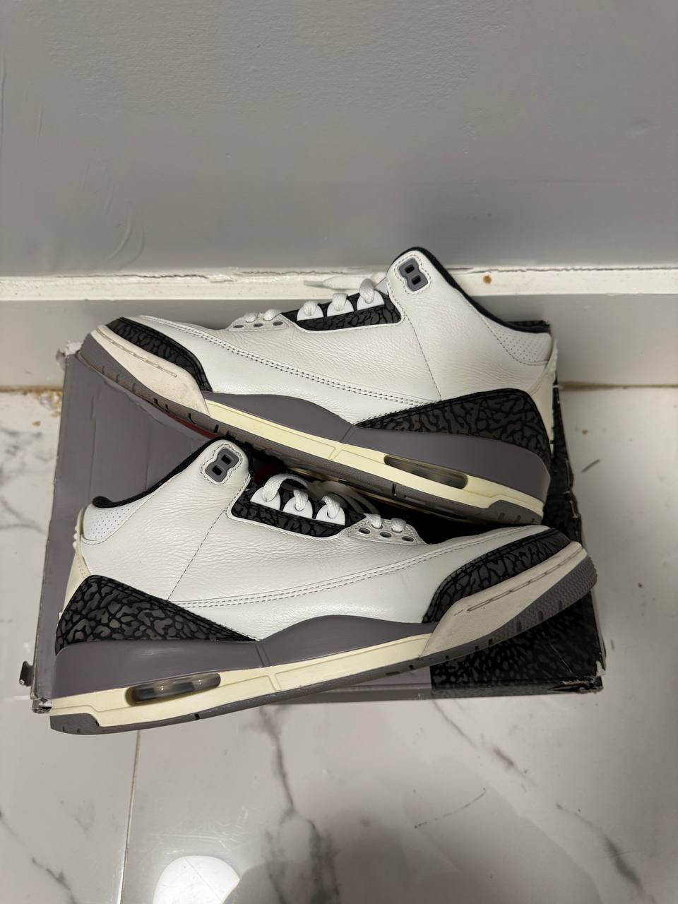 Size 9.5 | Jordan 3 Cement Grey with Box | Pre-Owned
