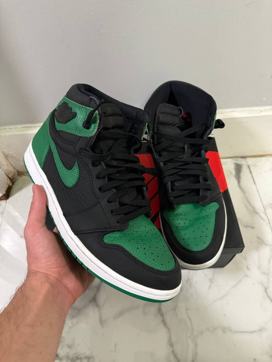 Size 11.5 | Jordan 1 Pine Green With Box | Pre-Owned