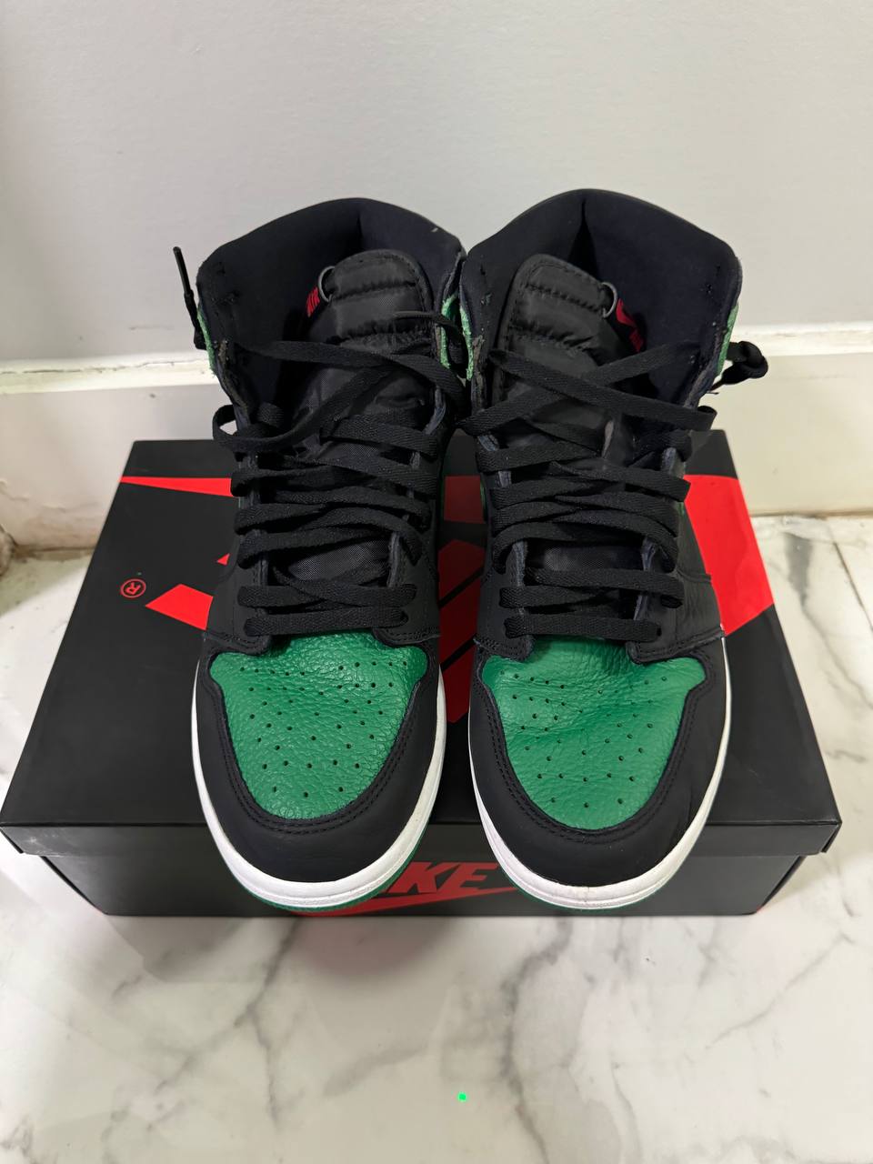 Size 11.5 | Jordan 1 Pine Green With Box | Pre-Owned