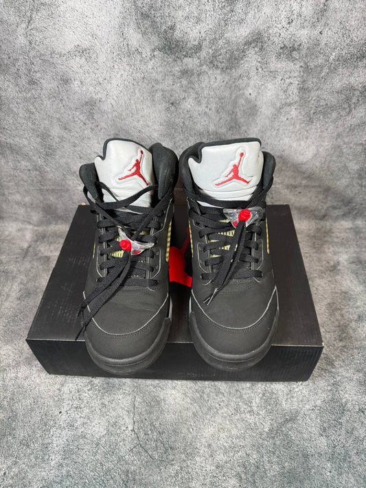 Size 10 | Jordan 5 Metallic With Box | Pre-Owned
