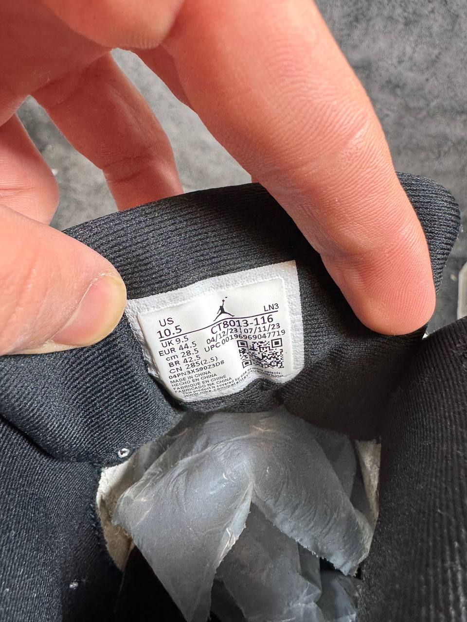 Size 10.5 | Jordan 12 Cherry No Box | Pre-Owned